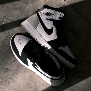 air jordan 1 retro high og   stage haze  gs