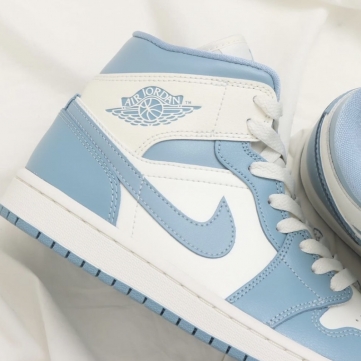 nike air jordan 1 mid   unc 2022