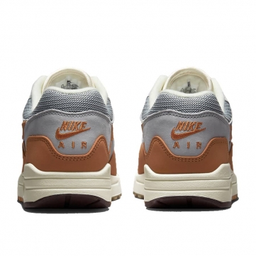 patta x air max 1   monarch     us men